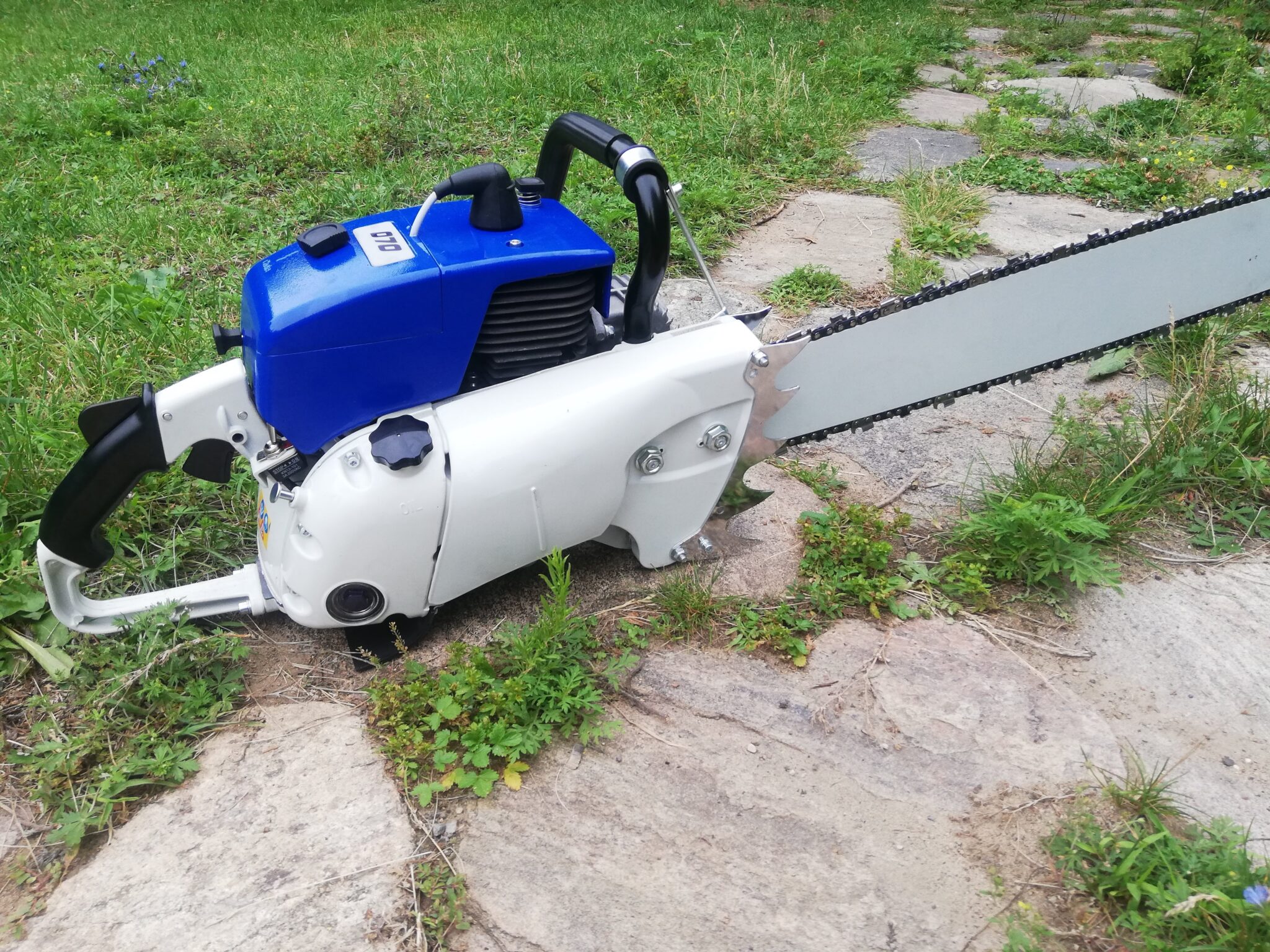 Farmertec G070 Chainsaw 105 cc With Bar and Chain To Farmertec